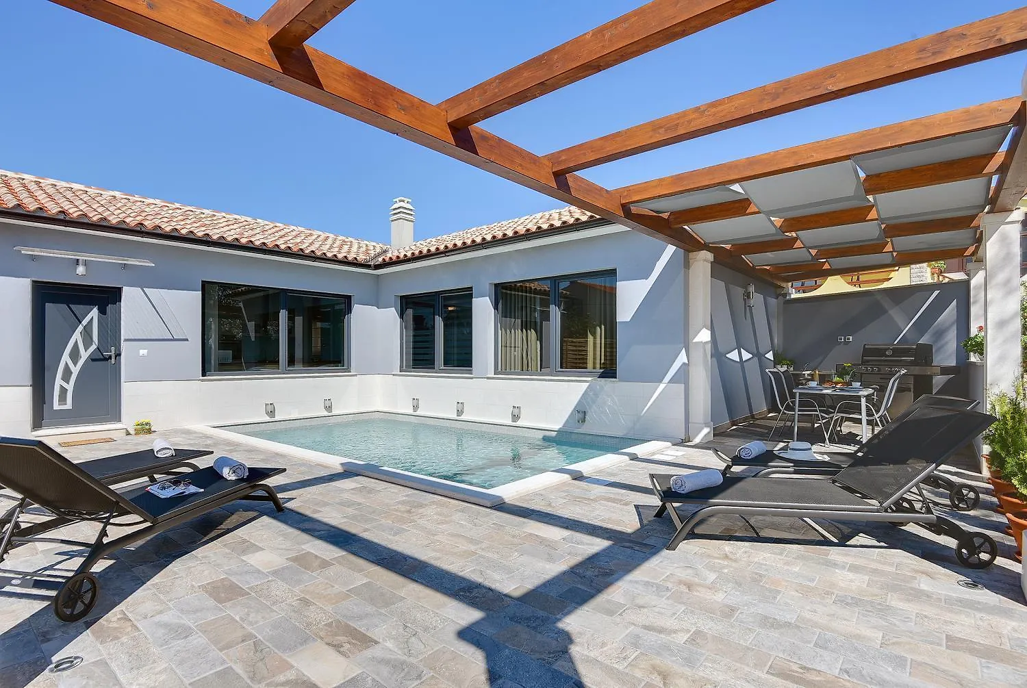 Tatil Evi Villa Mit Privatem Pool, Wlan, Klima, Sonnenterrasse Und Grill Vodnjan