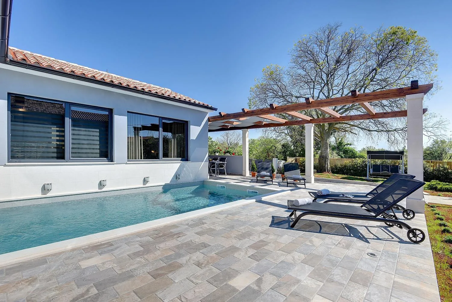 Villa Mit Privatem Pool, Wlan, Klima, Sonnenterrasse Und Grill Vodnjan Tatil Evi
